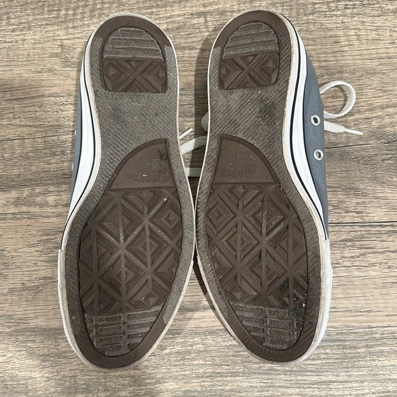 Gray Converse All Stars - Picture 3 of 4